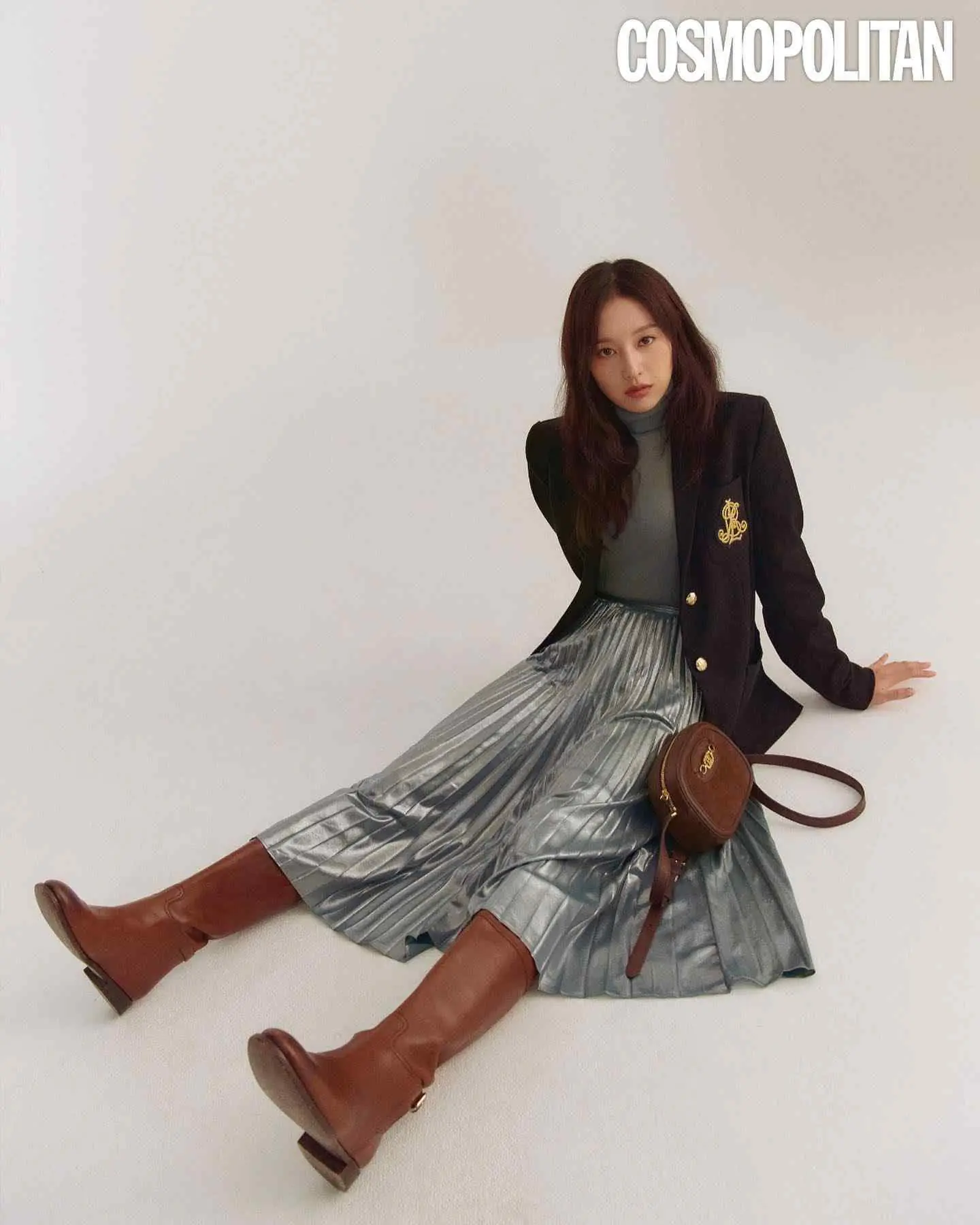 Kim Ji Won - kim-ji-won-hot-11.webp